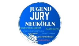 Logo der Jugendjury Neukölln mit Stichworten wie "selbstorganisiert" und "nachhaltig".