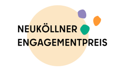 Logo des Neuköllner Engagementpreis, gelber Kreis auf weißem Hintergrund und schwarze Schrift